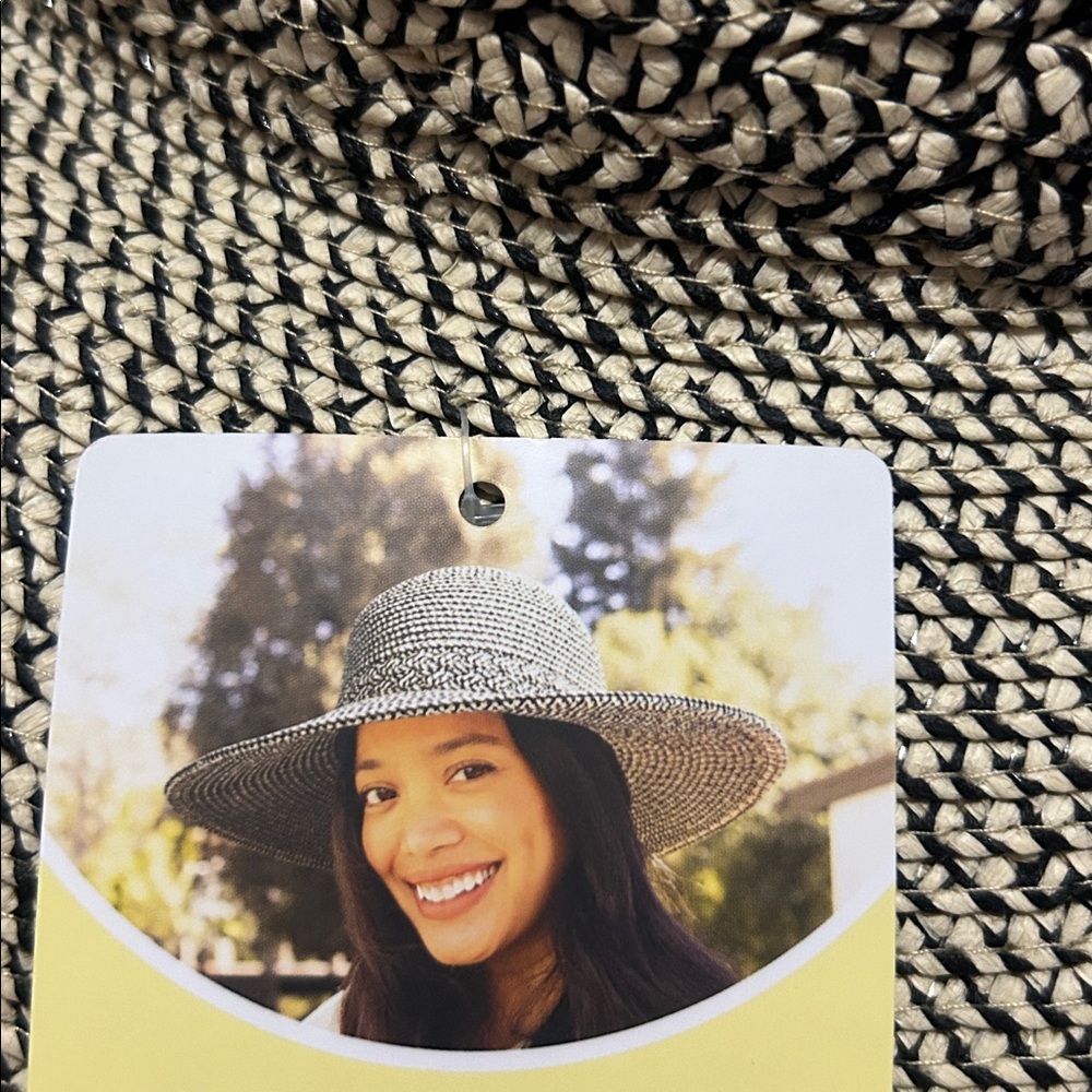 Sun Day Stylish Black and White Wide Brim Hat NWT